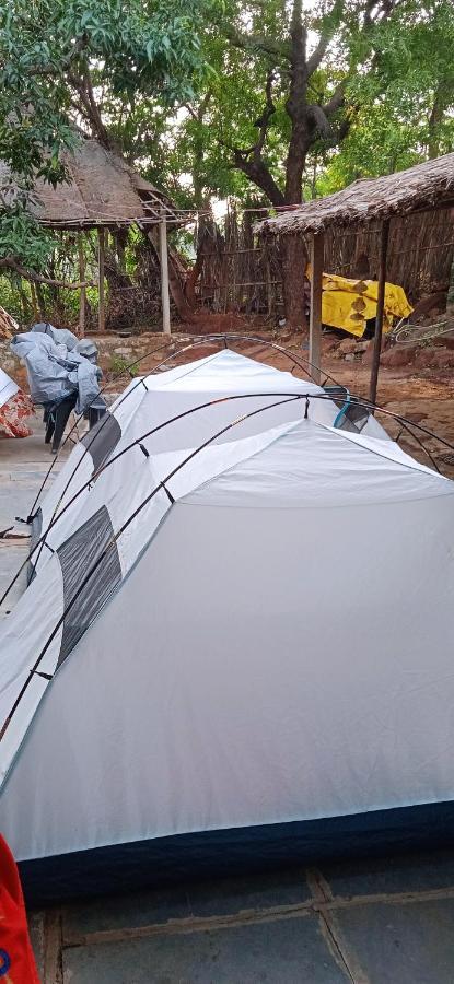 Hotel Drunken Monkey Camping Site Hampi Exterior foto